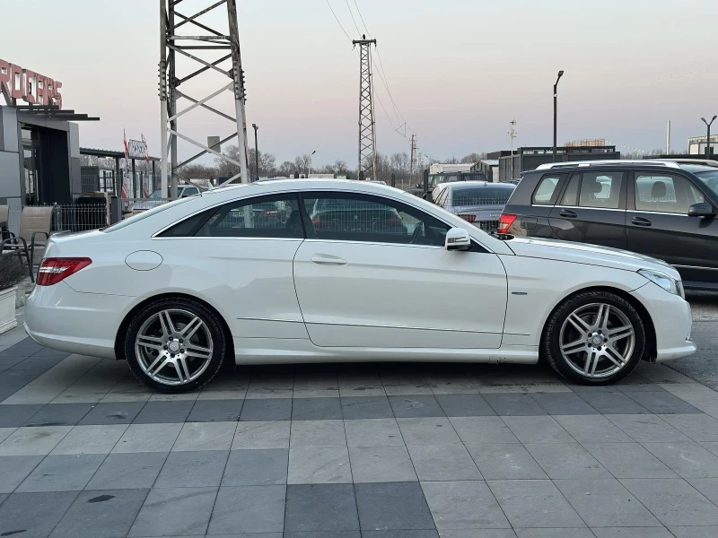 Mercedes-Benz E 220 * AMG PACK* , снимка 7 - Автомобили и джипове - 49075552