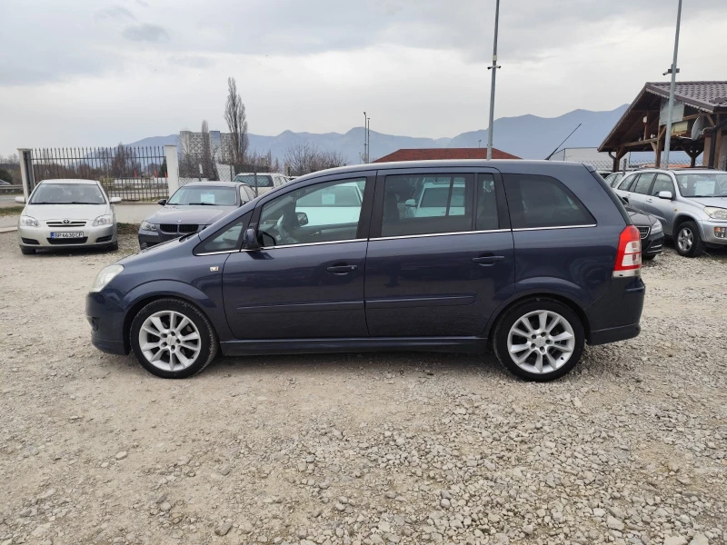 Opel Zafira 1.7 дизел Италия, снимка 9 - Автомобили и джипове - 49571774