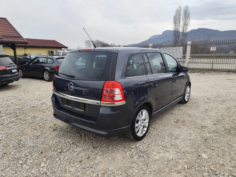 Opel Zafira 1.7 дизел Италия, снимка 5 - Автомобили и джипове - 49571774