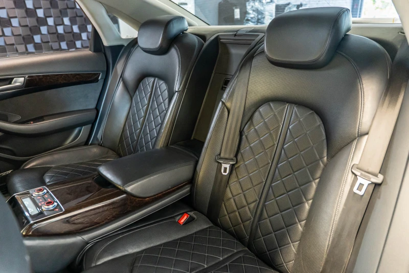 Audi A8 3.0 d, снимка 13 - Автомобили и джипове - 51505657