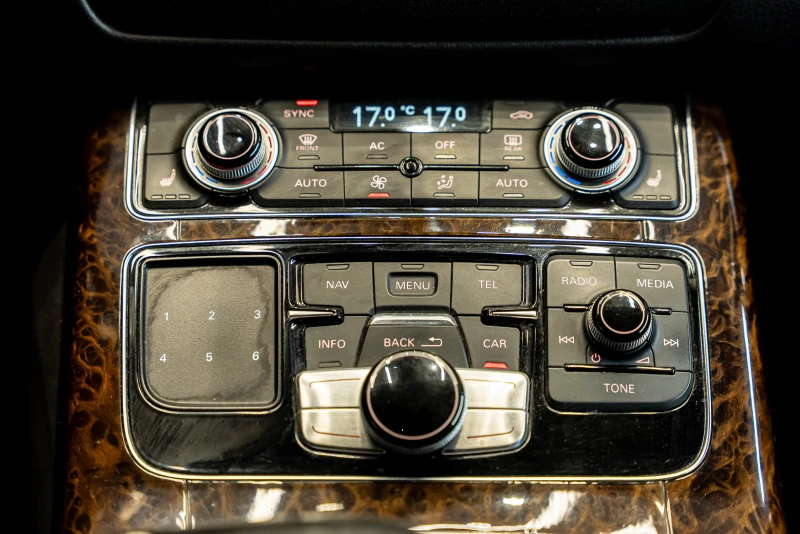 Audi A8 3.0 d, снимка 17 - Автомобили и джипове - 51505657