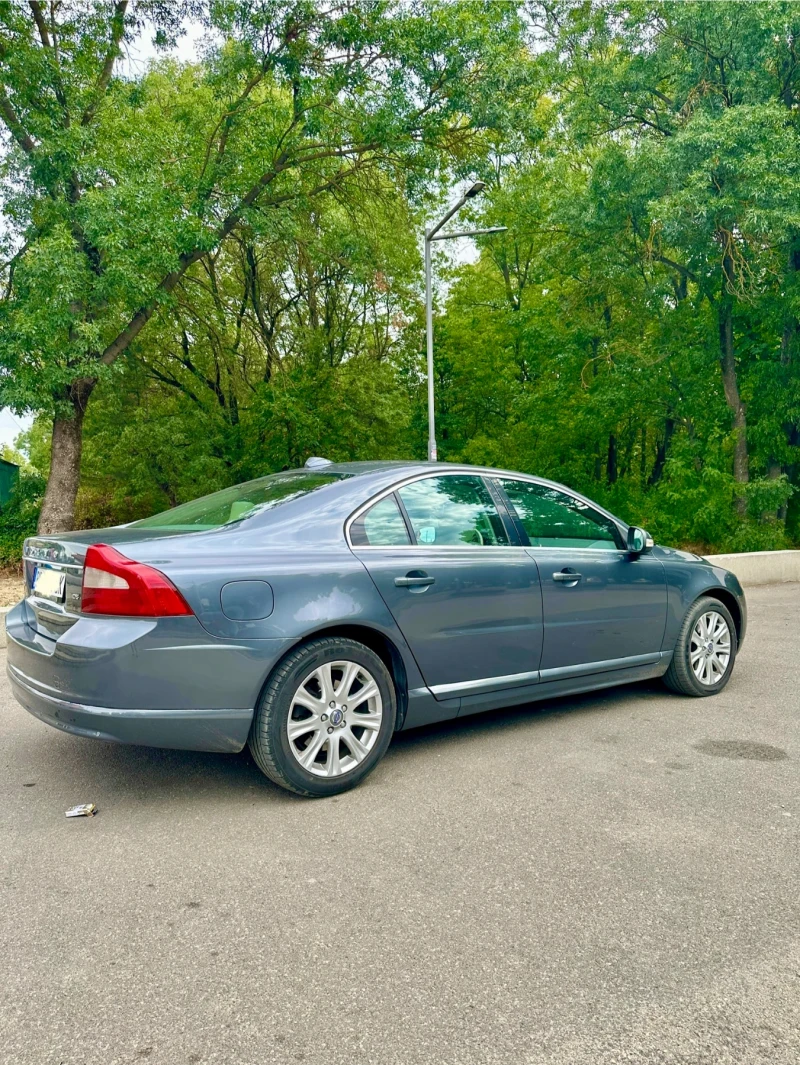 Volvo S80 2.4, D5, 185кс, снимка 3 - Автомобили и джипове - 52305556