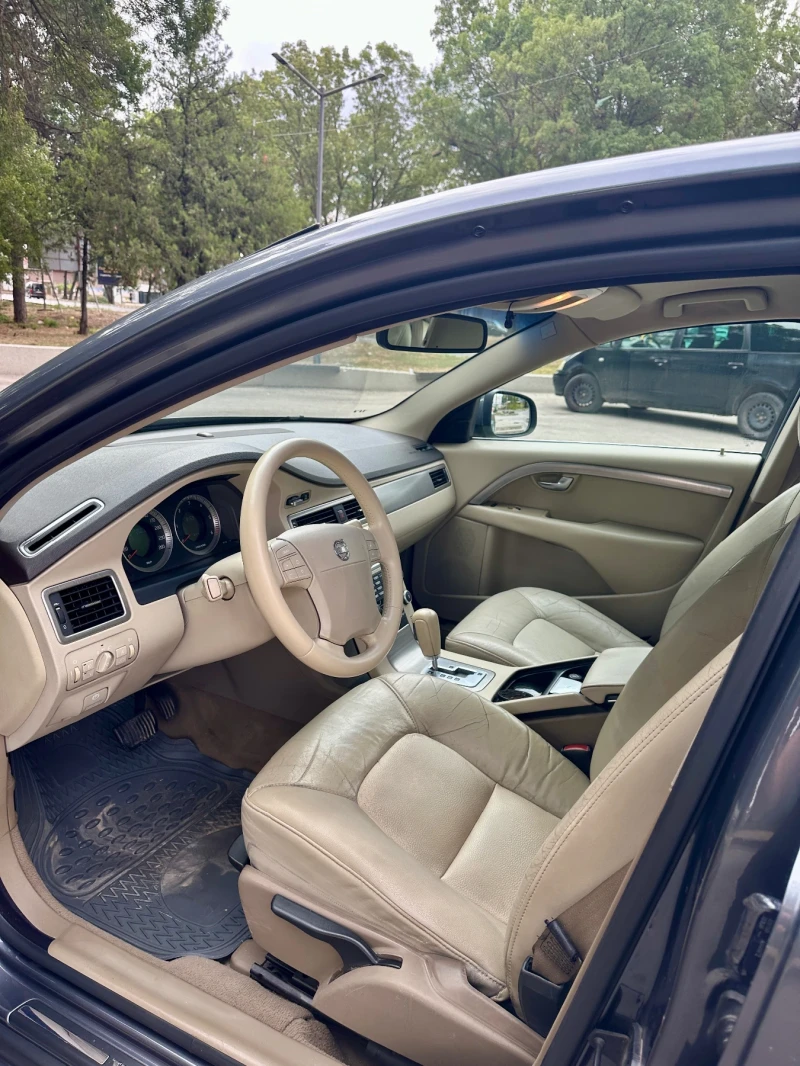 Volvo S80 2.4, D5, 185кс, снимка 8 - Автомобили и джипове - 52305556