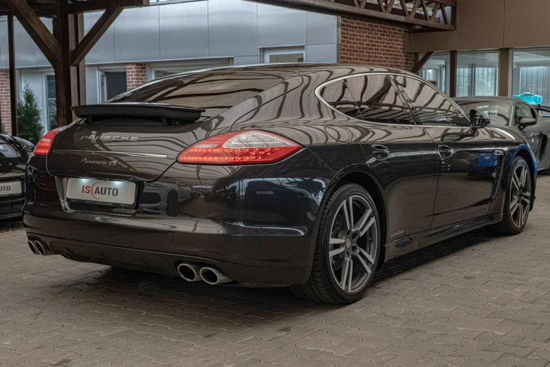 Porsche Panamera 4S/PDLS/PCM/PASM/BOSE/Sport Chrono/Камера, снимка 3 - Автомобили и джипове - 51735512