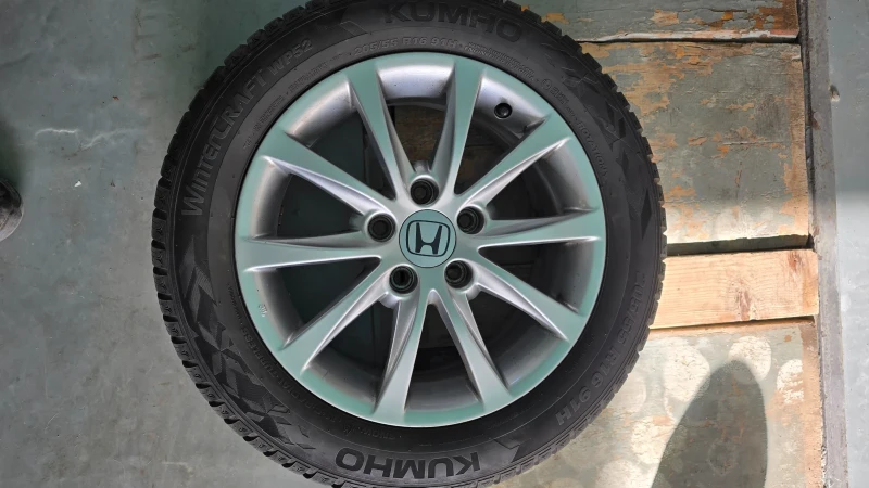 Honda Civic 1.8 v-tec, снимка 6 - Автомобили и джипове - 51954234