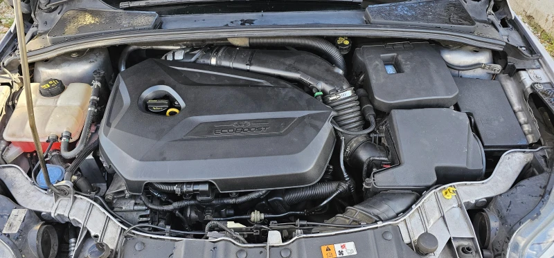 Ford Focus 1.6i Turbo 150кс.136000км, снимка 14 - Автомобили и джипове - 52171714