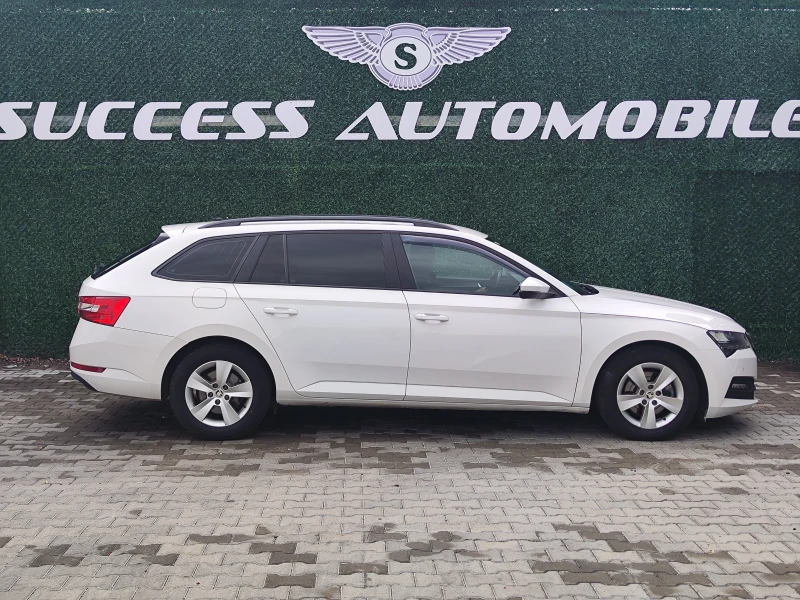 Skoda Superb CHERENPETUK* 2.0* DISTRONIC* LEDD* FACE* LIZING, снимка 3 - Автомобили и джипове - 52213257