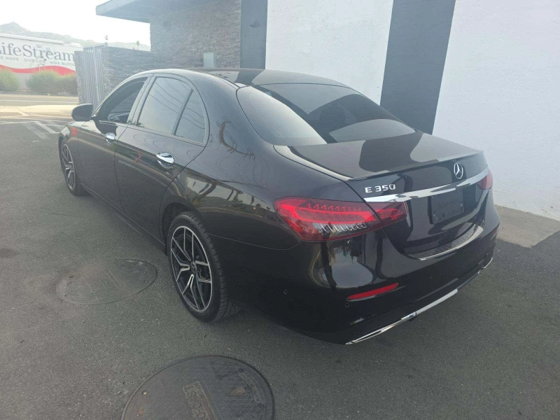 Mercedes-Benz E 350 2021* AMG PACK* BURMASTER* 360* AMBIENT* PANO* KEY, снимка 3 - Автомобили и джипове - 53110214