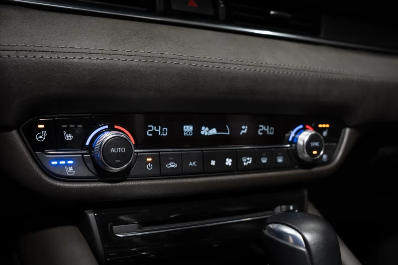 Mazda 6 TAKUMI Skyactive 2.5, снимка 11 - Автомобили и джипове - 53141389