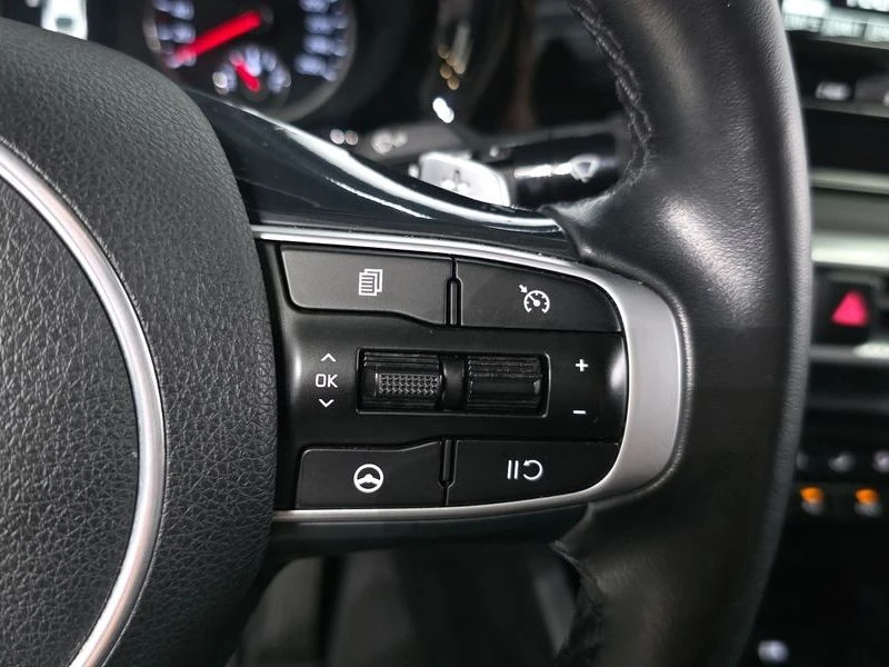 Kia K5 2.0 Automatic, снимка 14 - Автомобили и джипове - 55880275