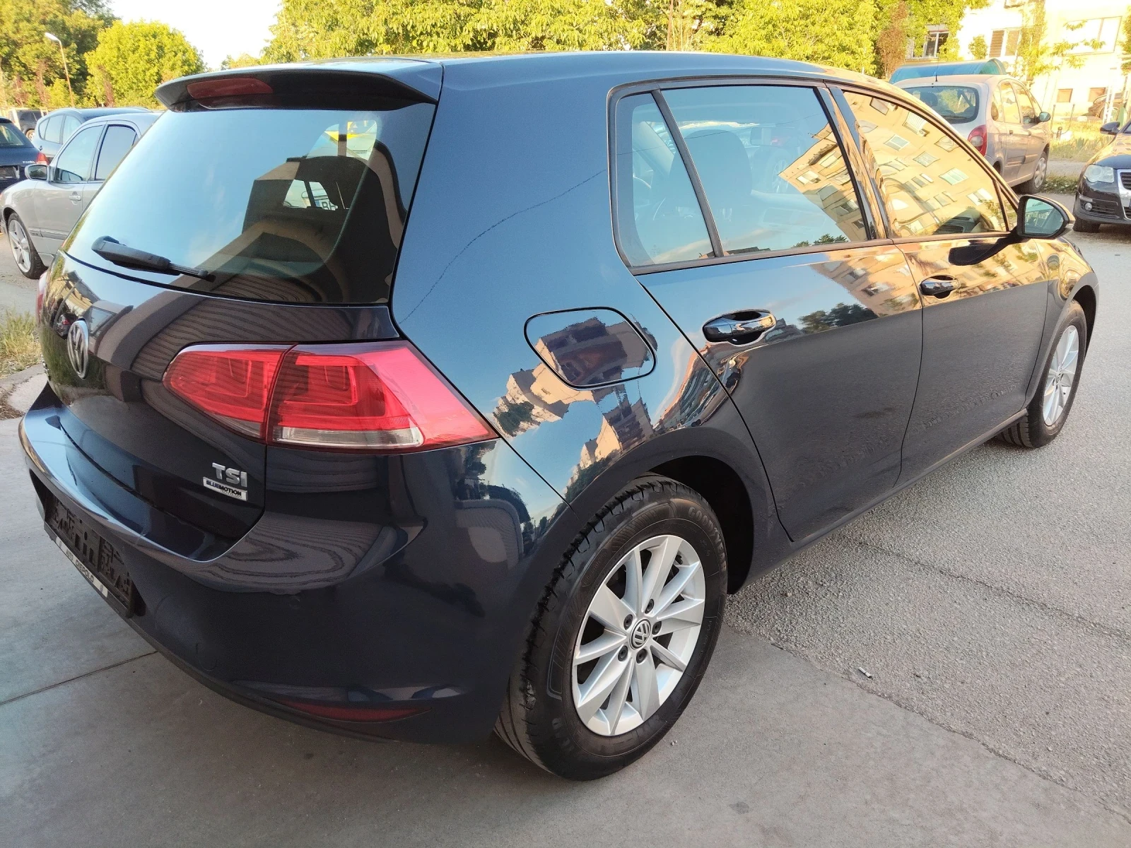 VW Golf 1.2TSI BLUEMOTION , снимка 6 - Автомобили и джипове - 50223412