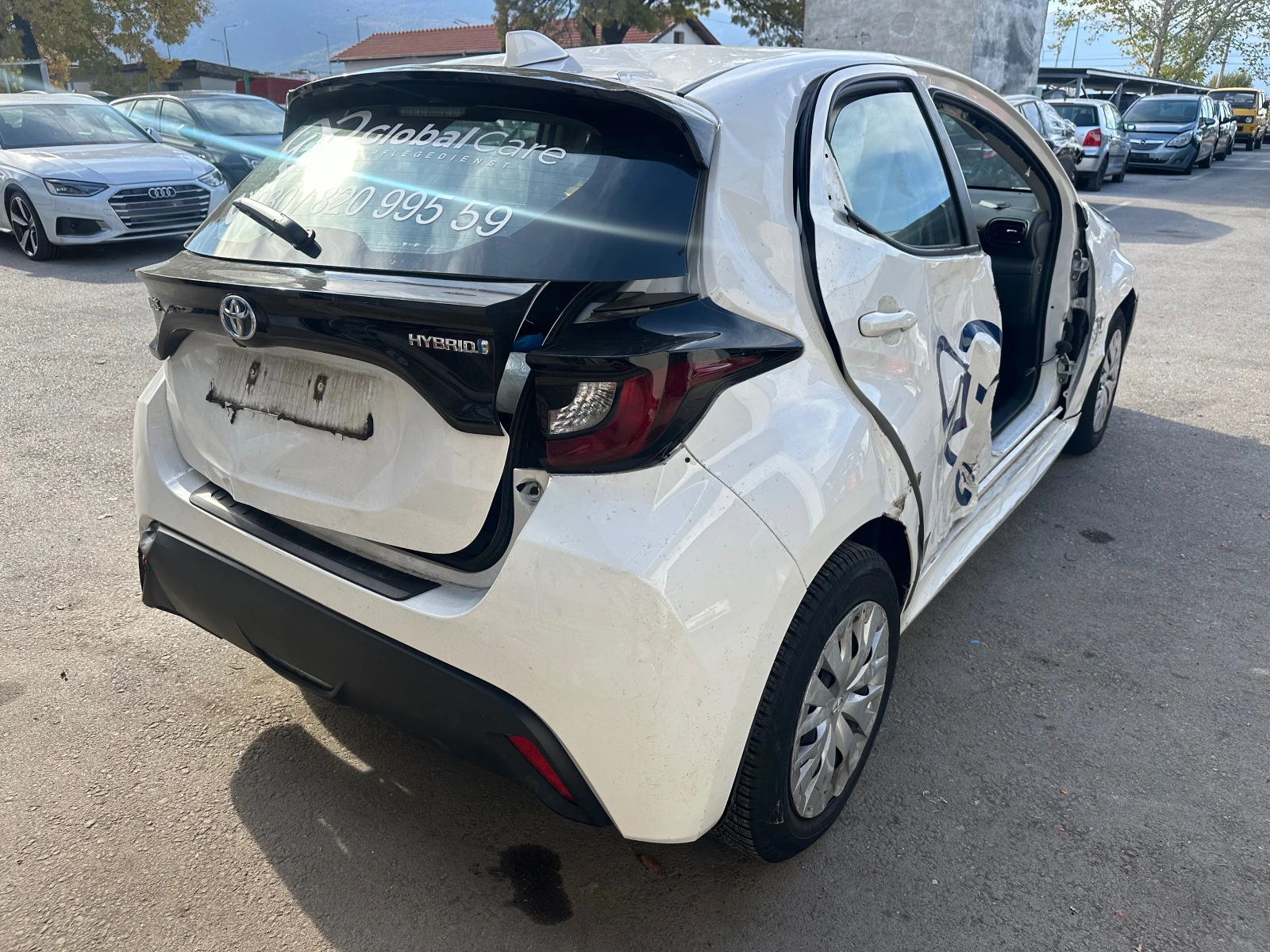 Toyota Yaris 1.5-Hybrid - изображение 5