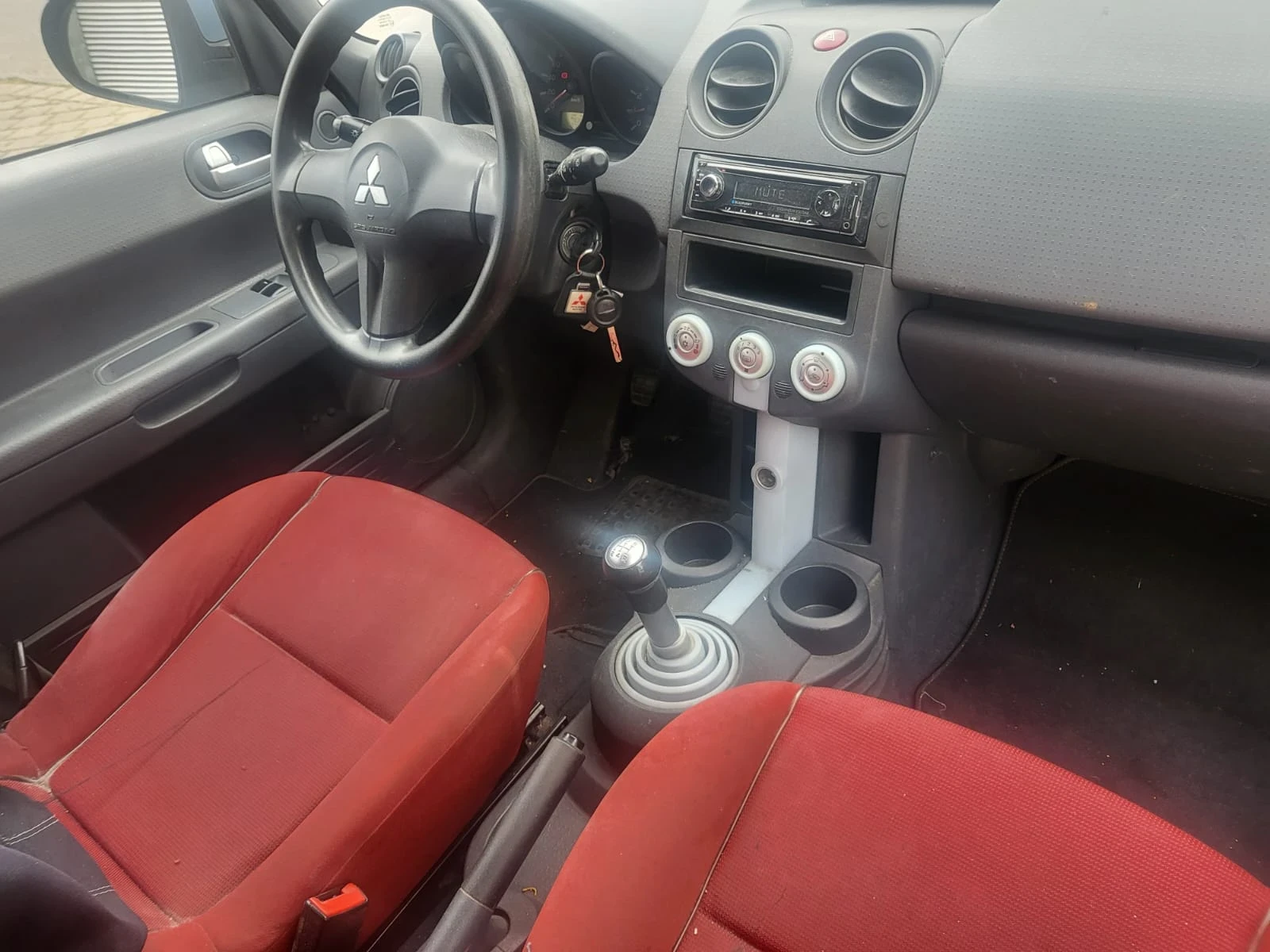 Mitsubishi Colt 1, 5i ЛИЗИНГ  - изображение 8