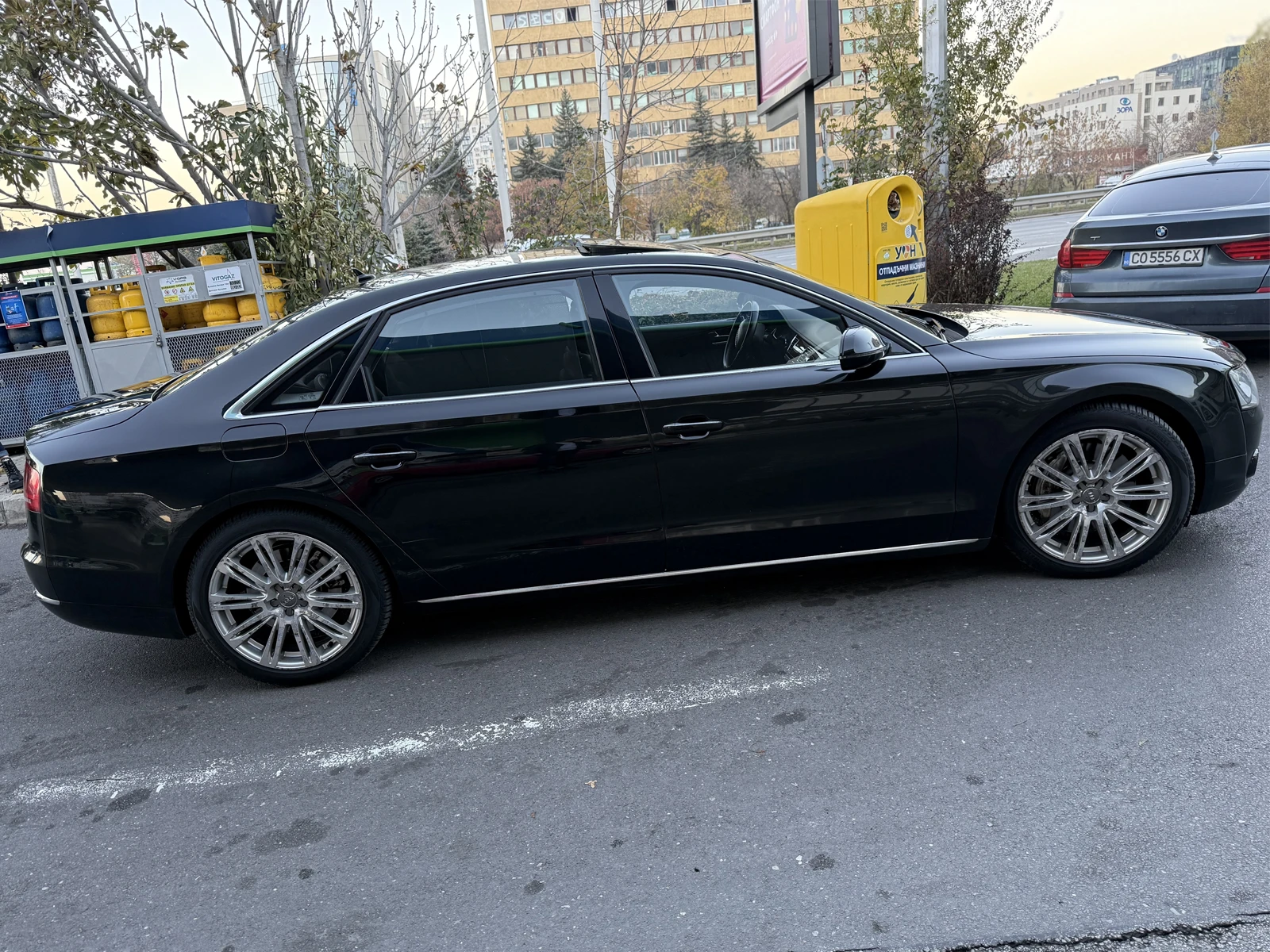 Audi A8 4.2 V8 FSI Long * FULL* * FULL*  - изображение 3