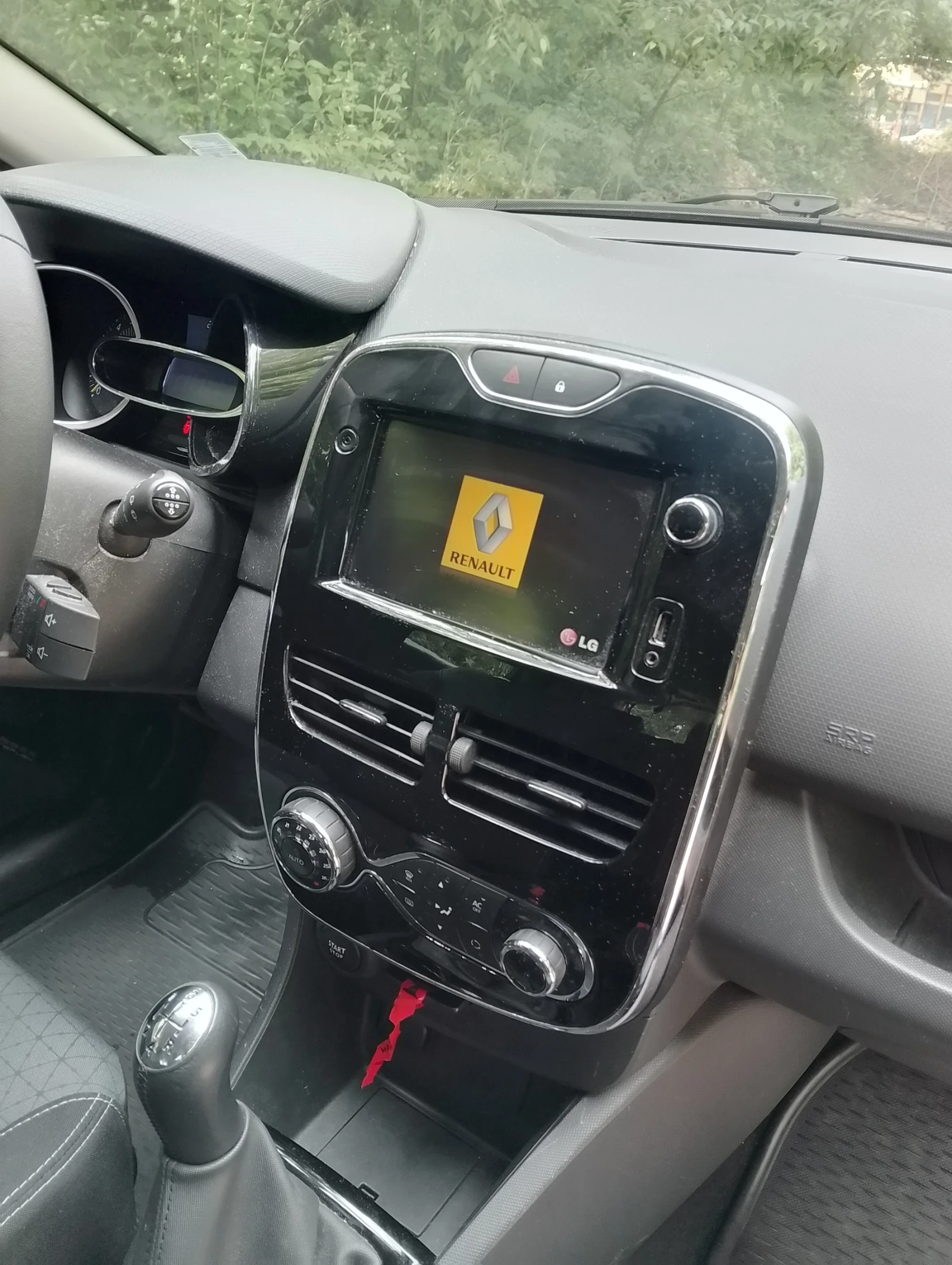 Renault Clio  - изображение 9