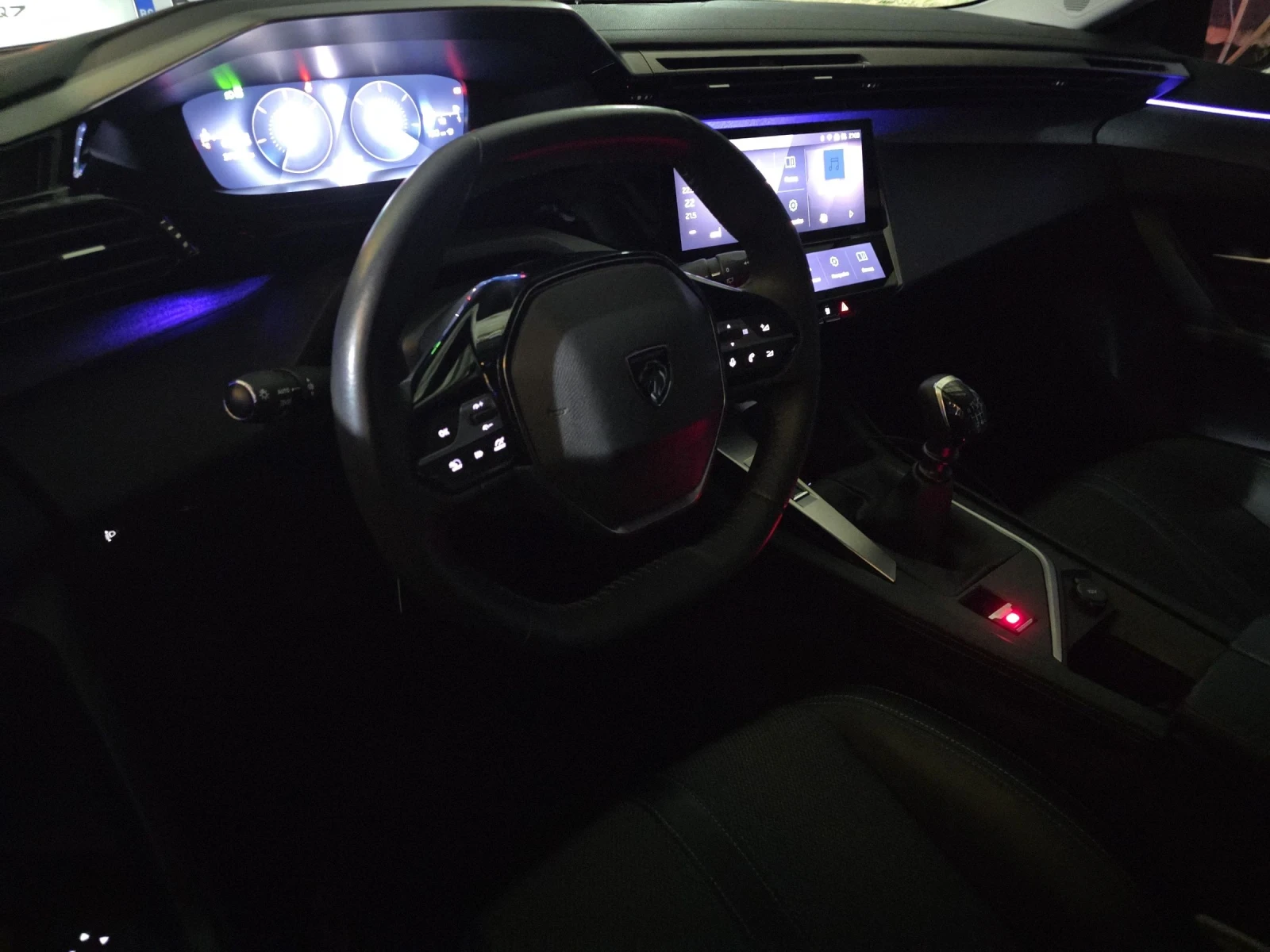 Peugeot 308 1.2 I 130 к.с. 37000 км | Mobile.bg — изображение 16