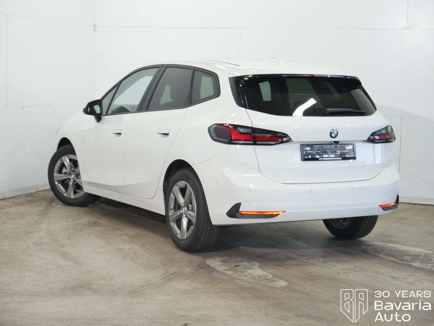 BMW 216  i Active Tourer Steptronic - изображение 2