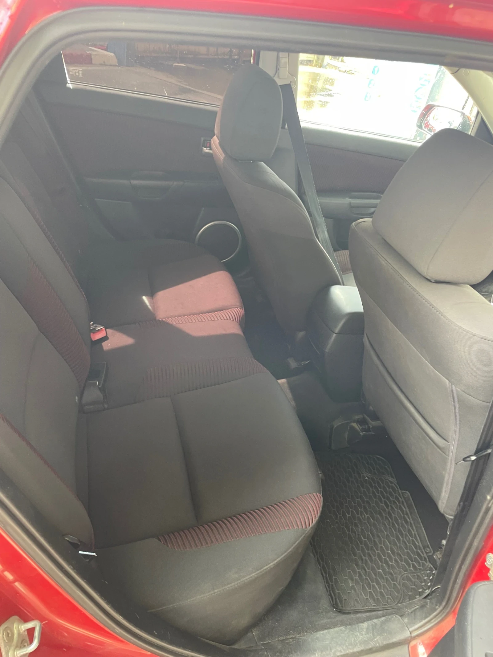 Mazda 3 2.0 Швейцария - изображение 9