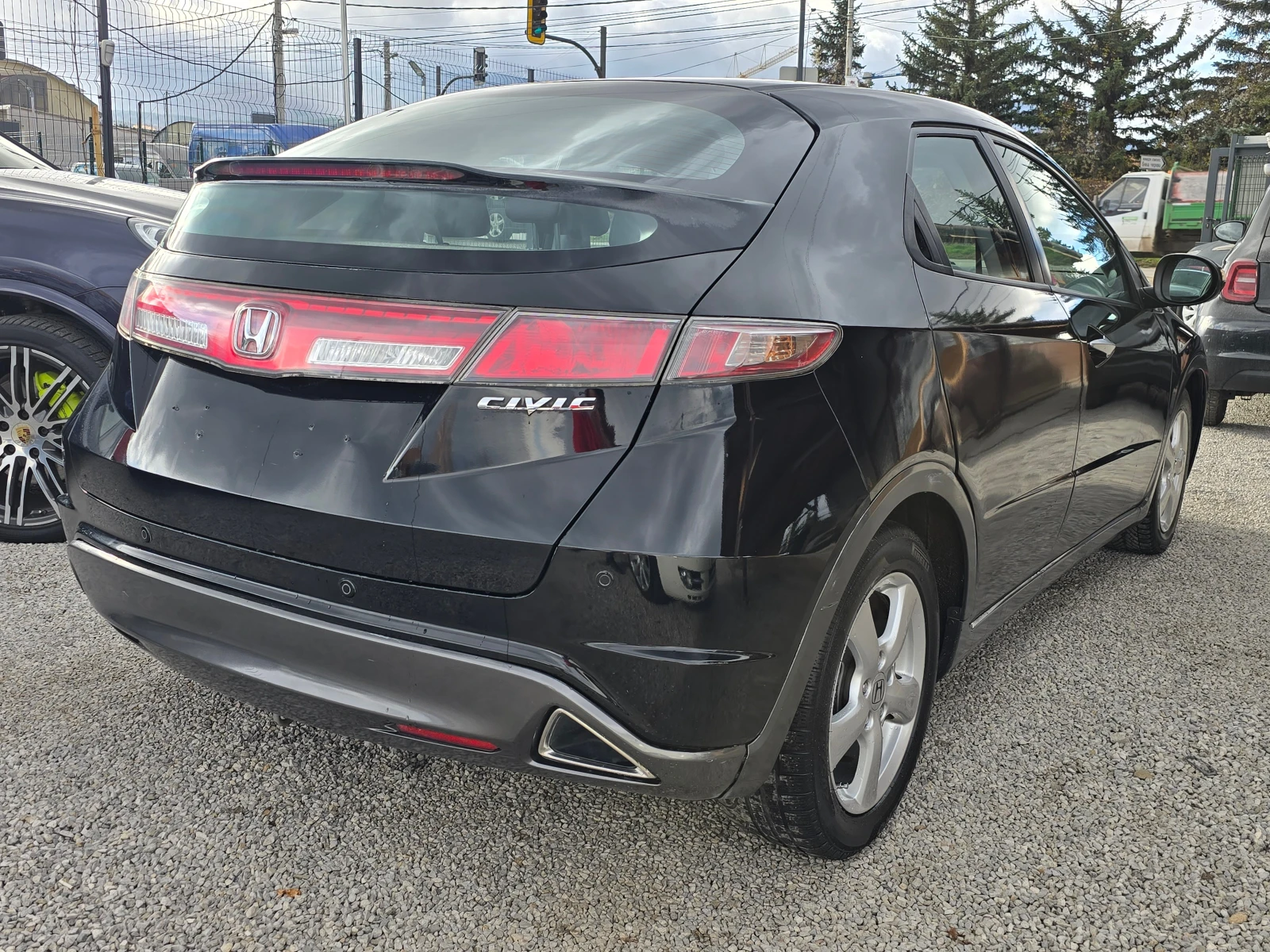 Honda Civic 1.4i/Лизинг - изображение 4