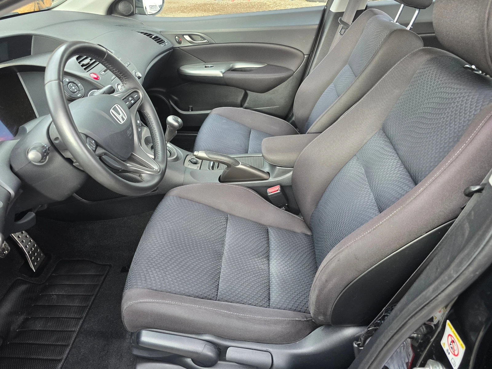 Honda Civic 1.4i/Лизинг - изображение 10