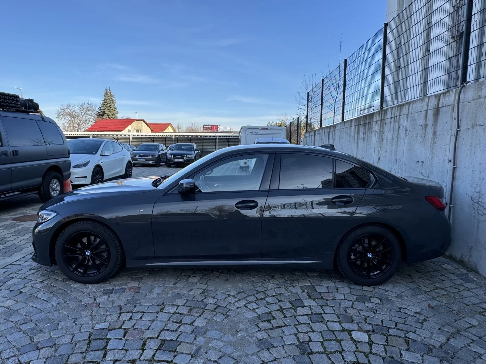 BMW 320 X-DRIVE M-Sport Individual - изображение 4