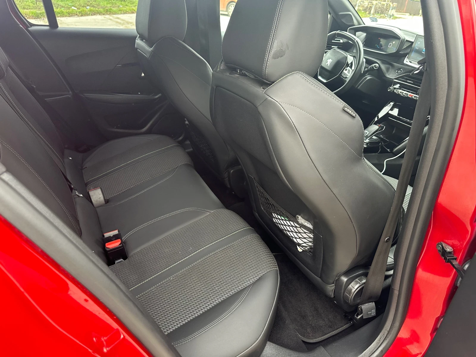 Peugeot 208 GT Line, PureTech 1.2 Turbo, 131 ..,  54 000   | Mobile.bg   8