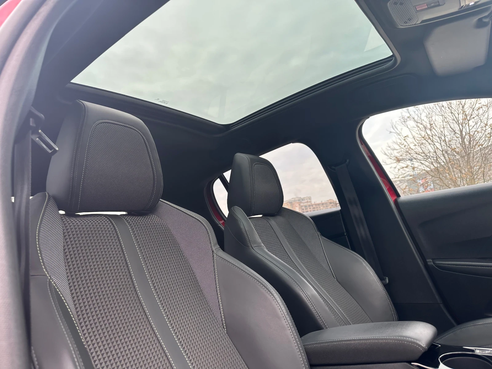 Peugeot 208 GT Line, PureTech 1.2 Turbo, 131 ..,  54 000   | Mobile.bg   7