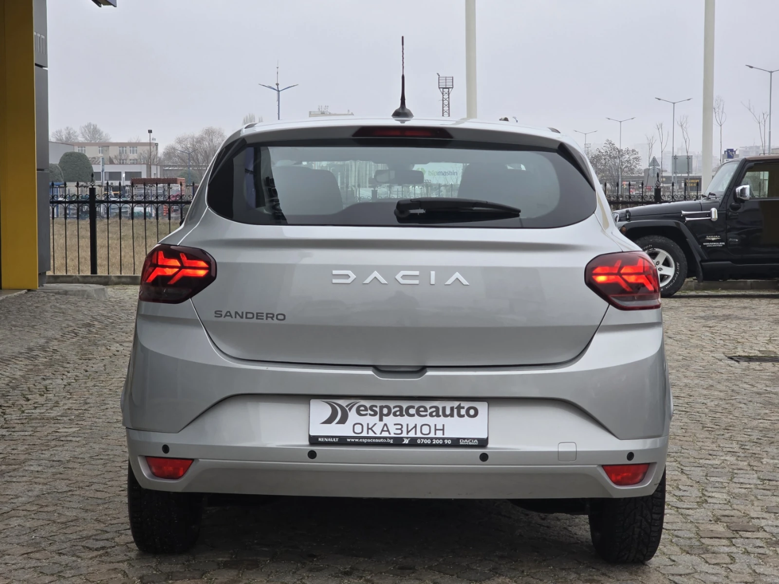 Dacia Sandero Comfort - изображение 6