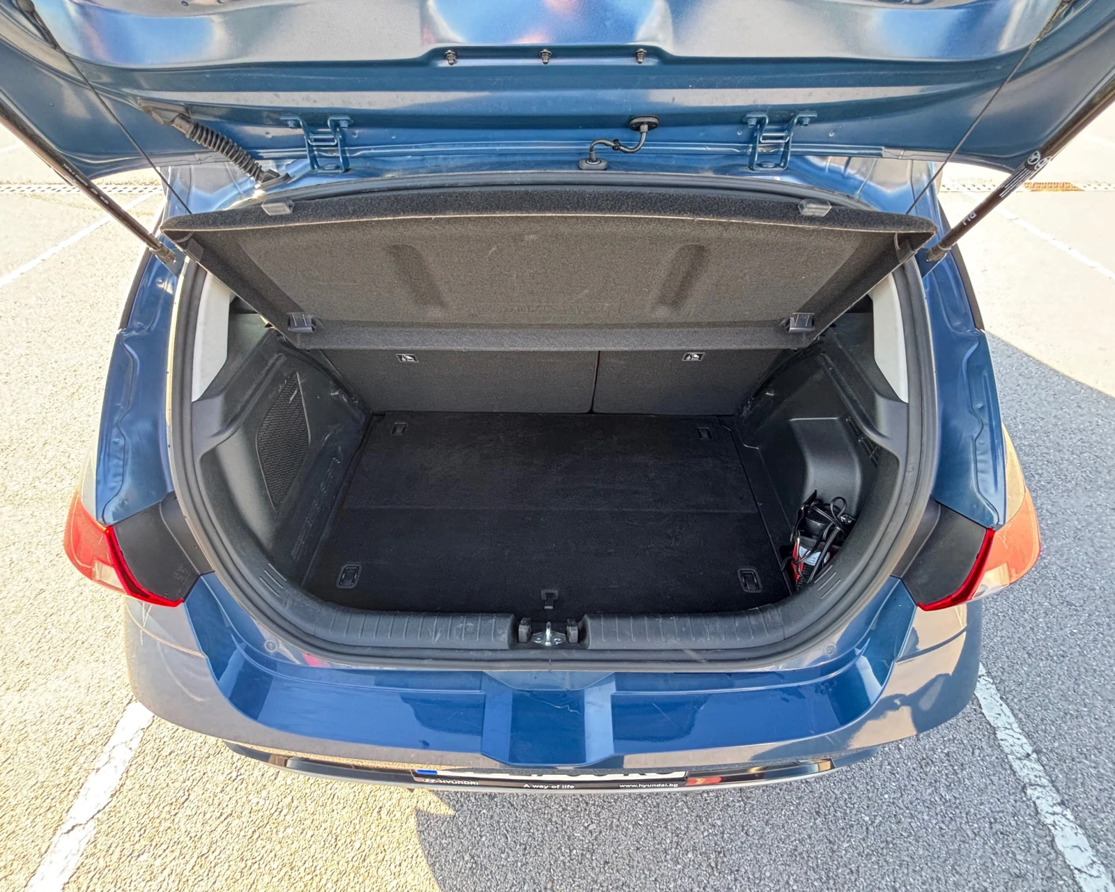 Hyundai I20, снимка 14 - Автомобили и джипове - 53987045