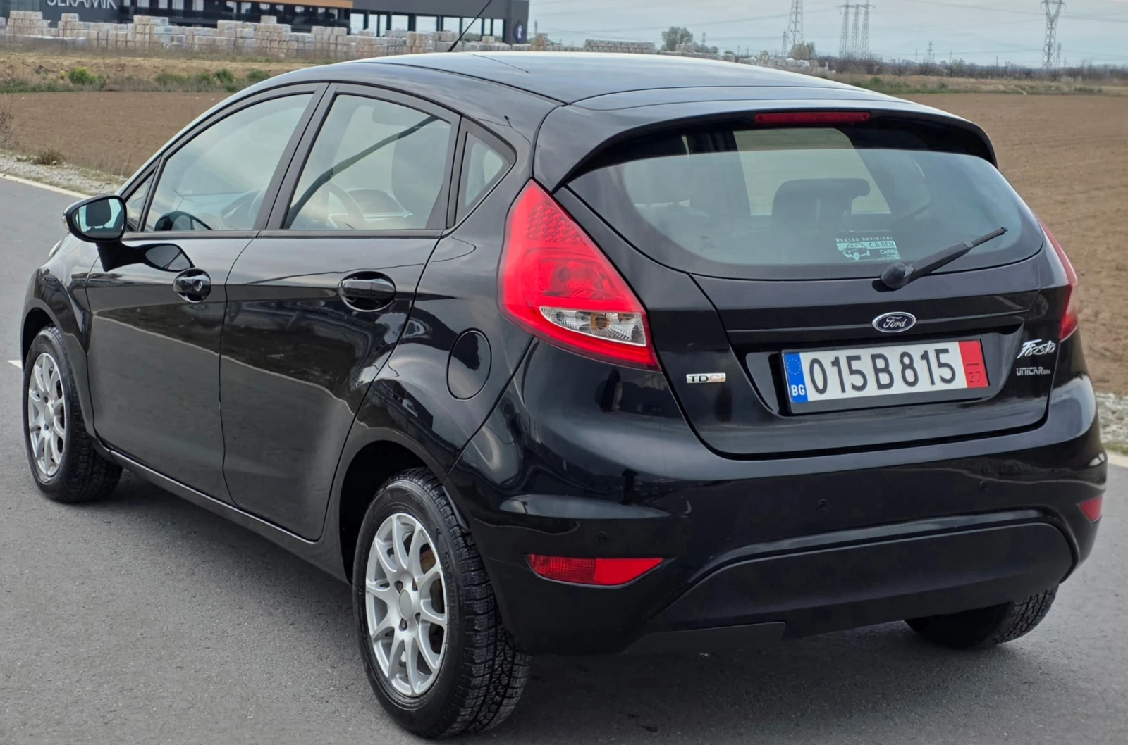Ford Fiesta 1.4tdci 70ks, снимка 4 - Автомобили и джипове - 54046634