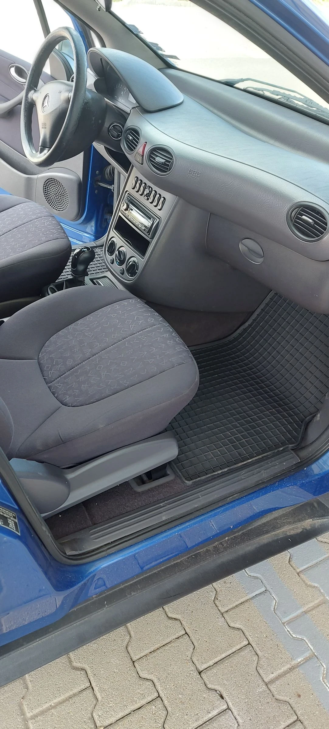 Mercedes-Benz A 170 Класик, снимка 7 - Автомобили и джипове - 54128433