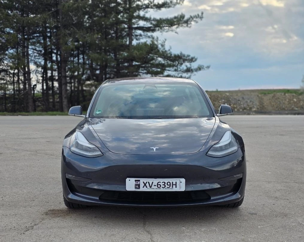 Tesla Model 3 4х4 Перфектен Безплатно Зареждане, снимка 2 - Автомобили и джипове - 54162882