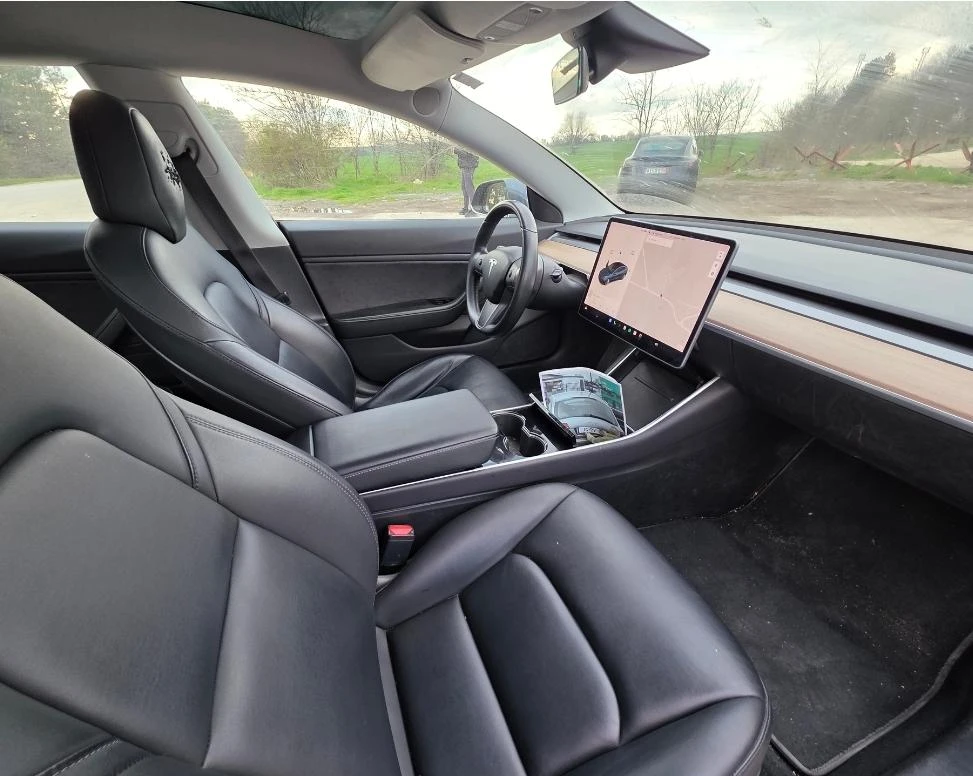 Tesla Model 3 4х4 Перфектен Безплатно Зареждане, снимка 16 - Автомобили и джипове - 54162882