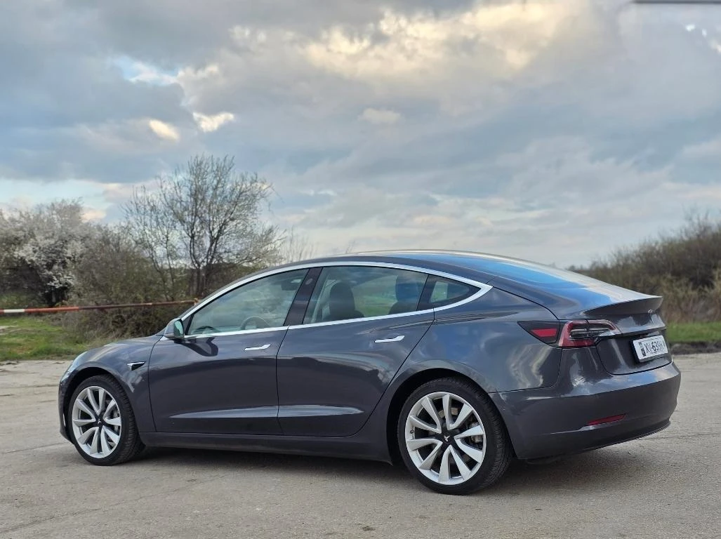 Tesla Model 3 4х4 Перфектен Безплатно Зареждане, снимка 9 - Автомобили и джипове - 54162882