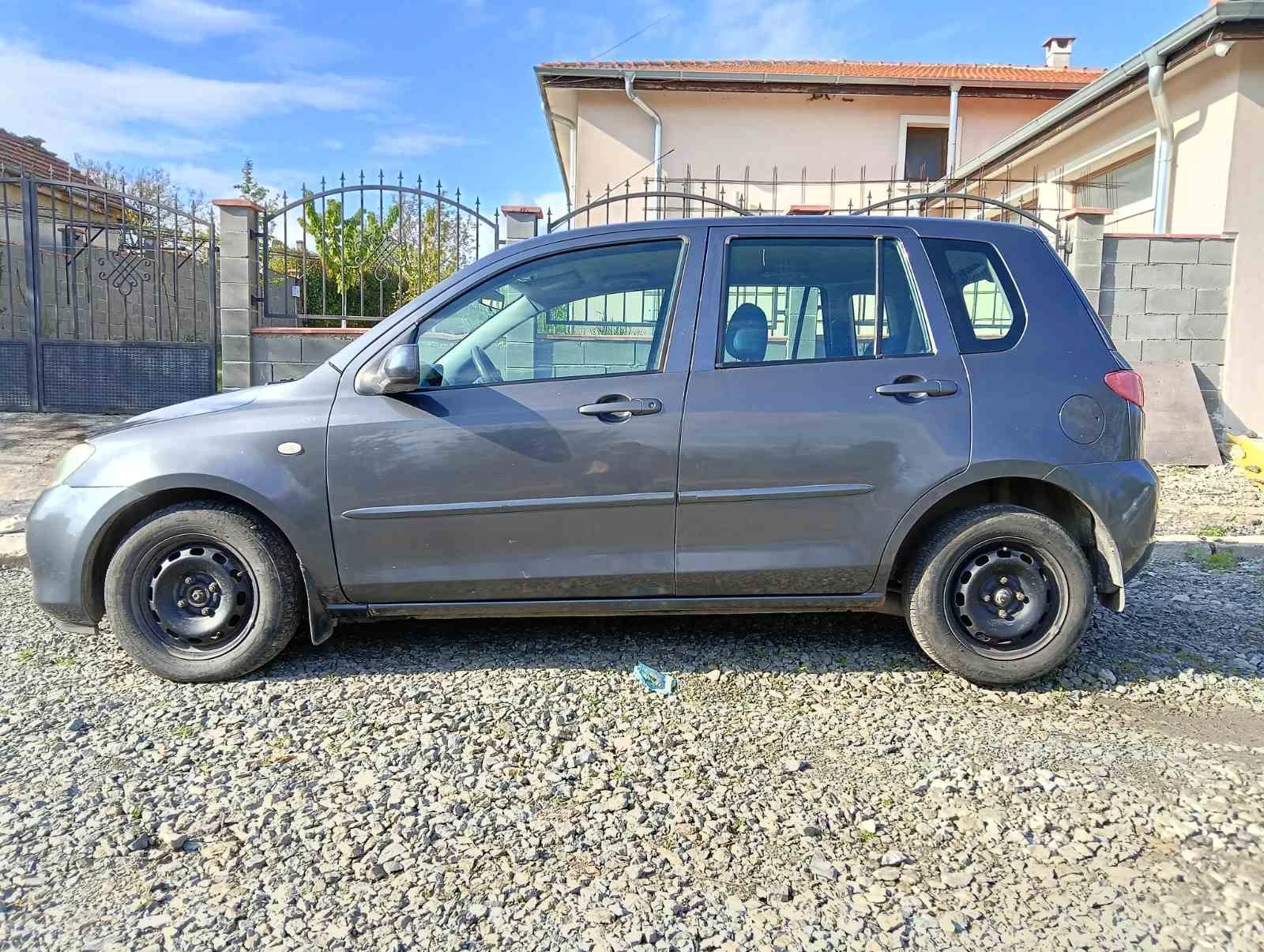 Mazda 2, снимка 8 - Автомобили и джипове - 54440728