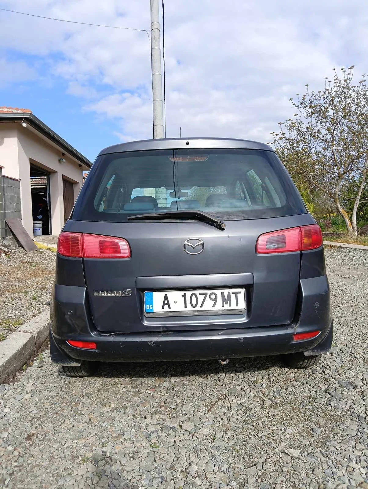 Mazda 2