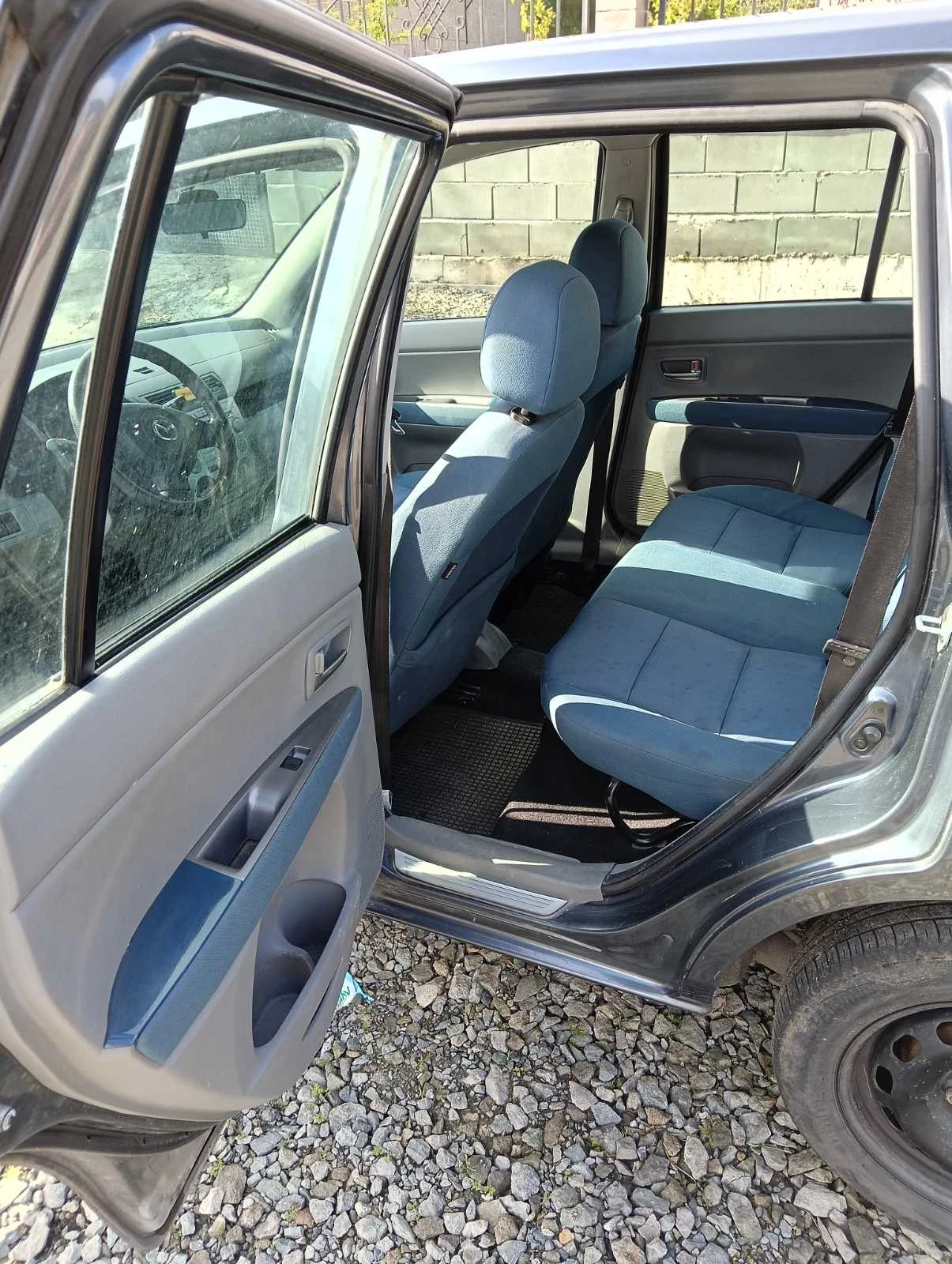Mazda 2, снимка 10 - Автомобили и джипове - 54440728