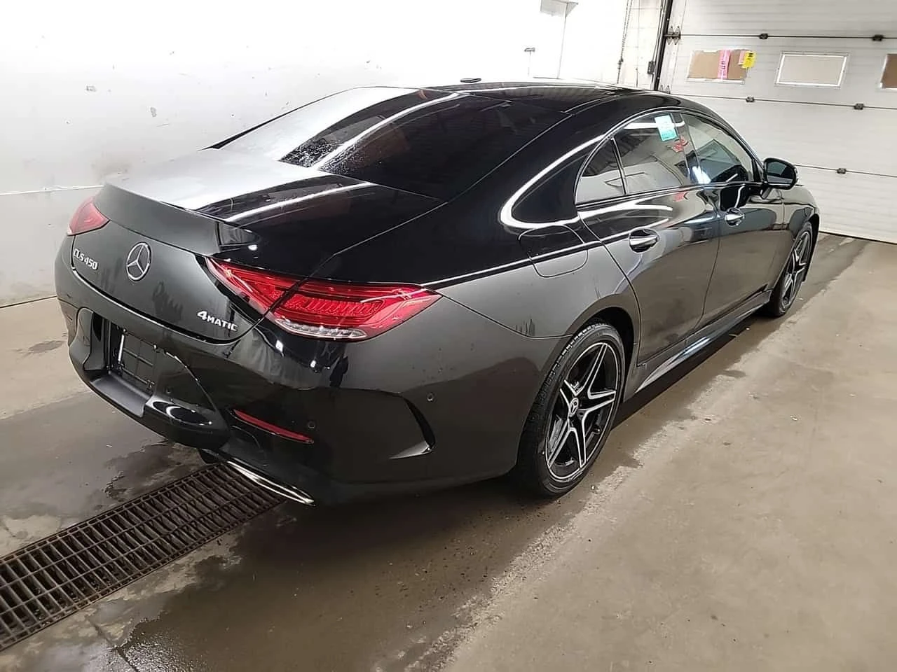 Mercedes-Benz CLS AMG Line * 9000км !!! * От Mercedes * , снимка 3 - Автомобили и джипове - 54463056