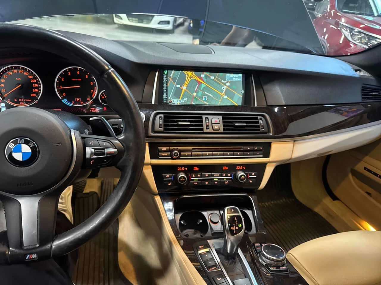 BMW 535 * 535i xDrive * CARFAX * ЦЕНА ДО БГ, снимка 9 - Автомобили и джипове - 54511565