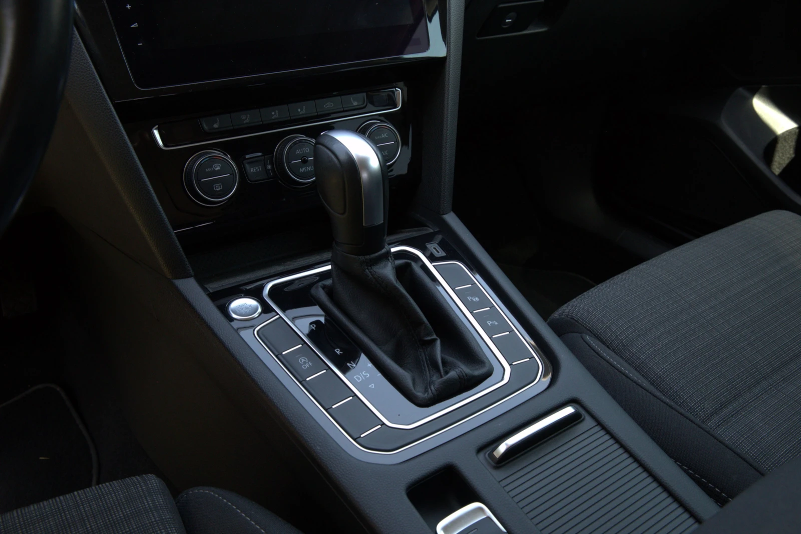 VW Passat 2.0 190, 4M, Digital, снимка 15 - Автомобили и джипове - 54709450