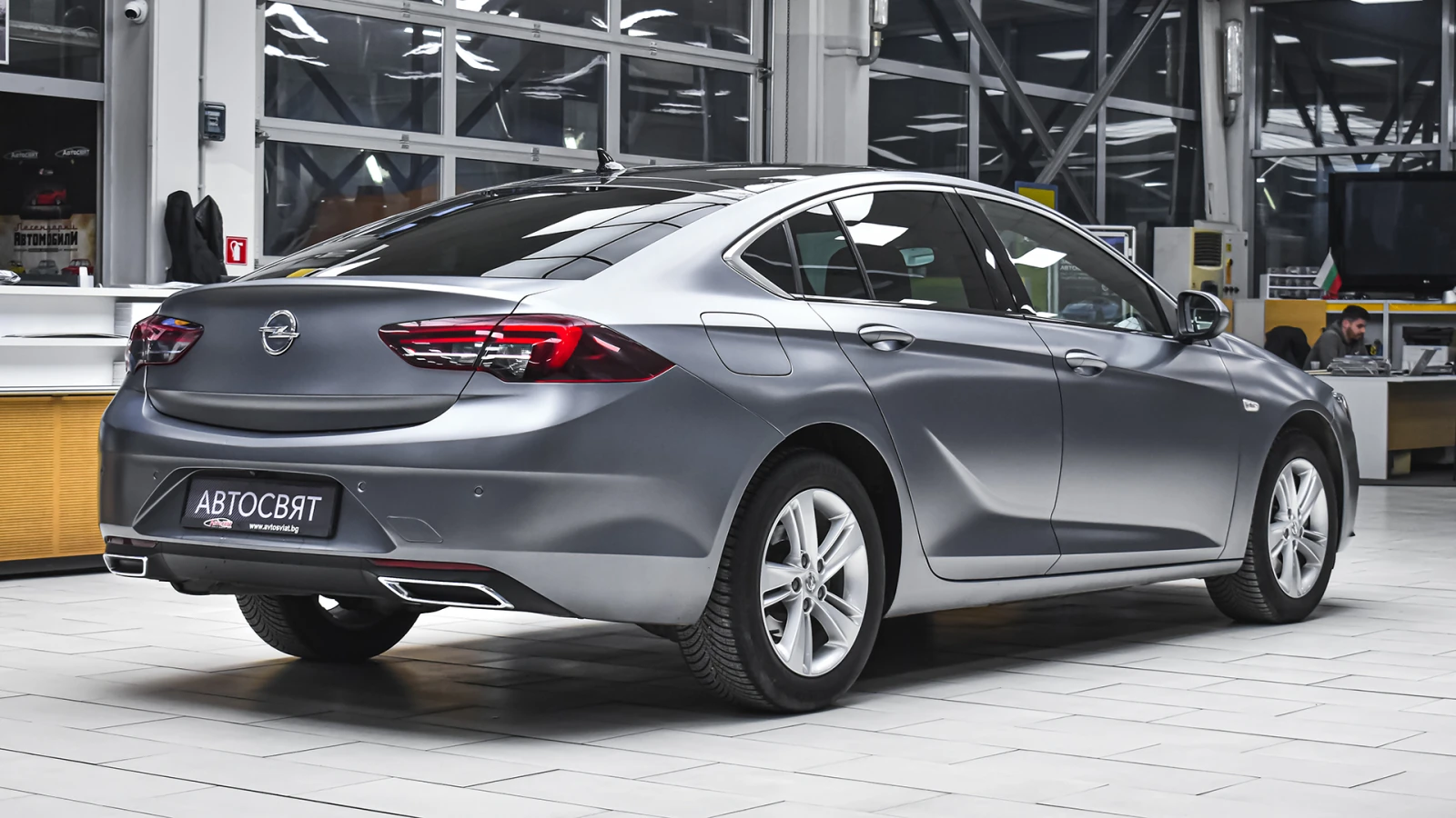 Opel Insignia Grand Sport 2.0d Elegance Automatic, снимка 6 - Автомобили и джипове - 55448522
