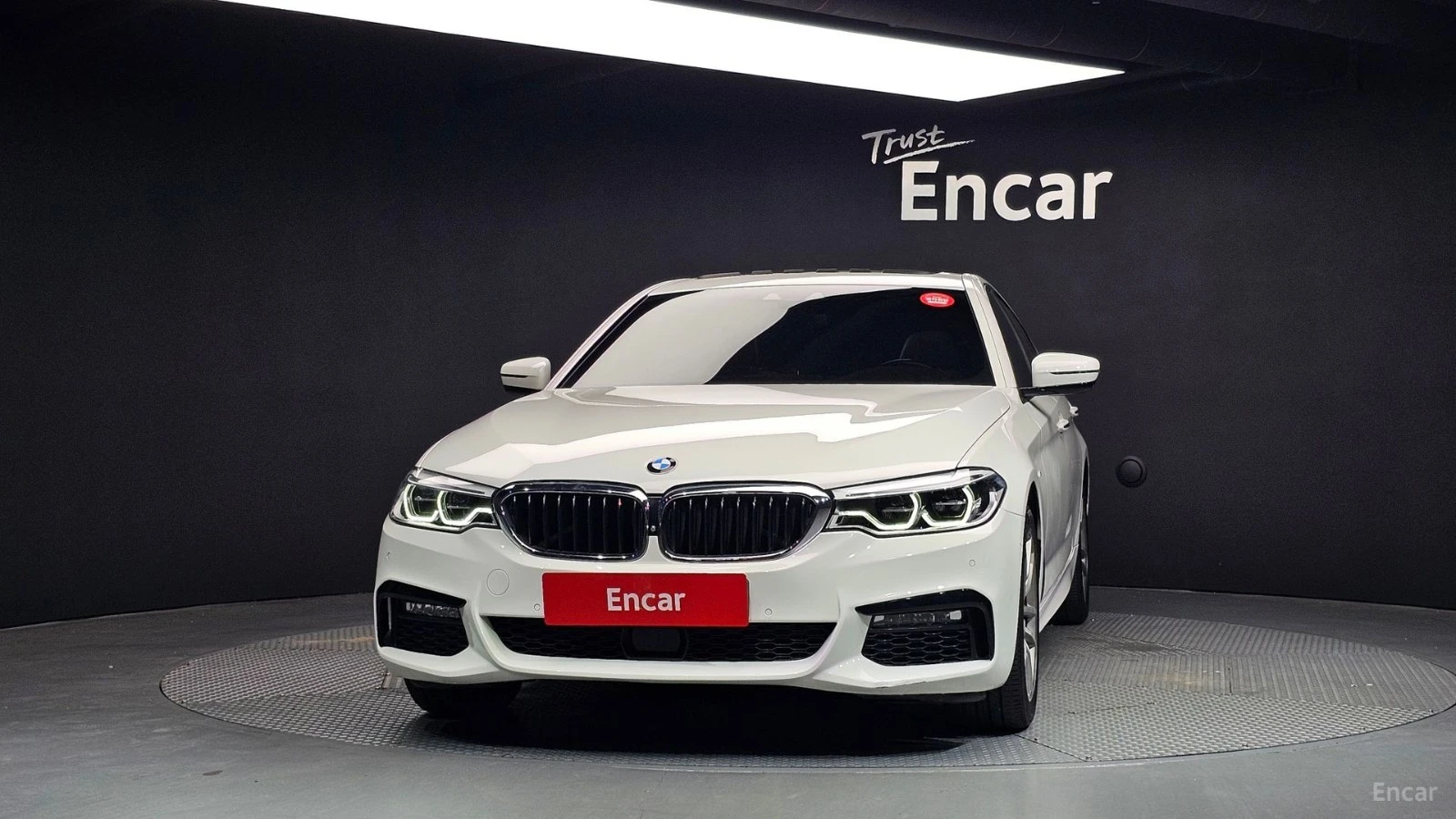 BMW 530 M* Xdrive* 360 КАМЕРА* ОБДУХВАНЕ* HEADUP, снимка 3 - Автомобили и джипове - 55478257