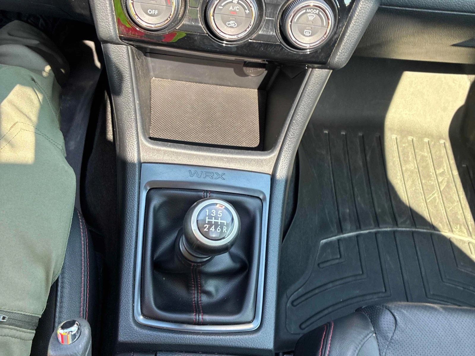 Subaru WRX * Sport tech * KEYLESS* , снимка 14 - Автомобили и джипове - 56113131