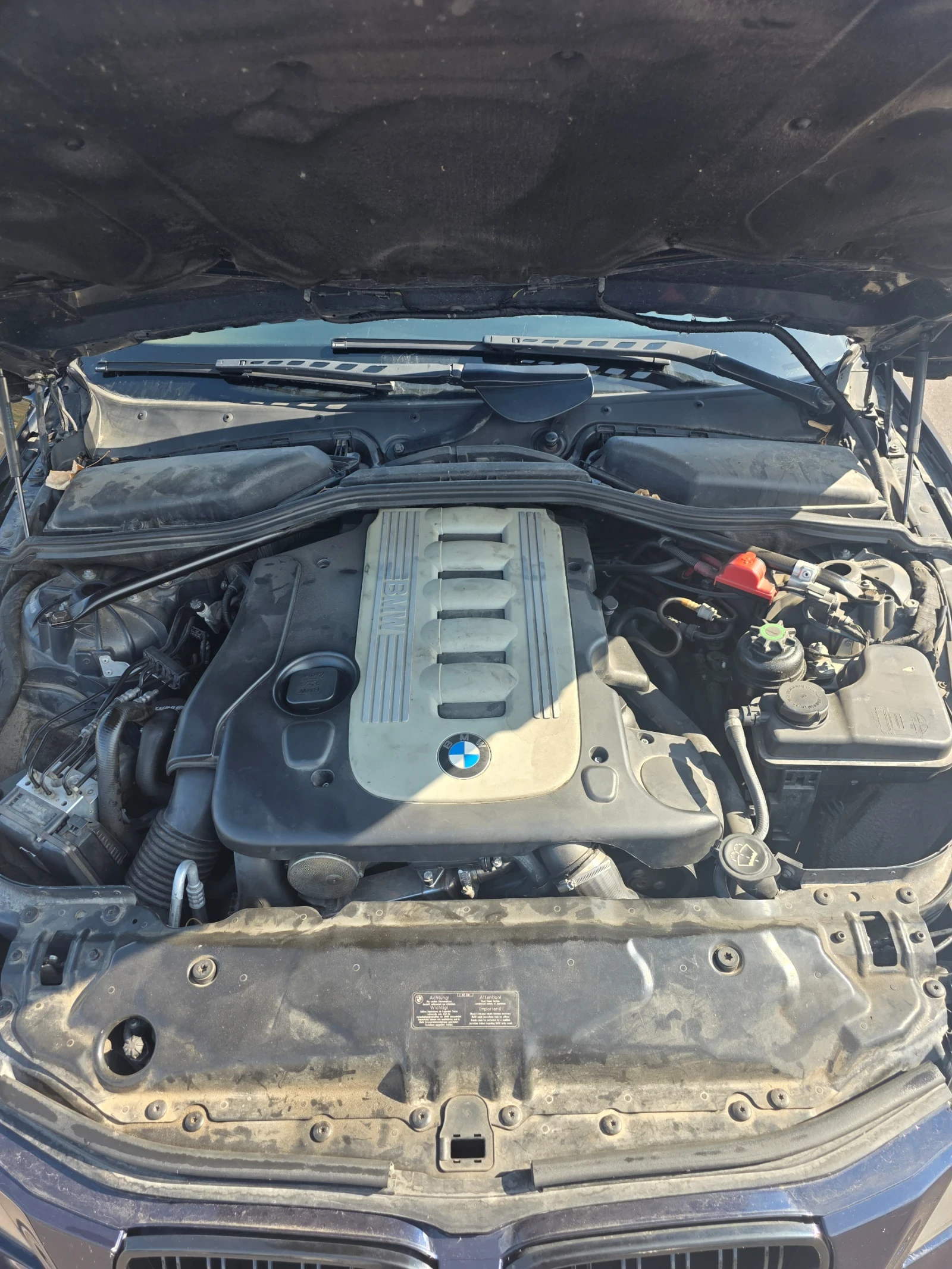 BMW 525, снимка 15 - Автомобили и джипове - 56156541