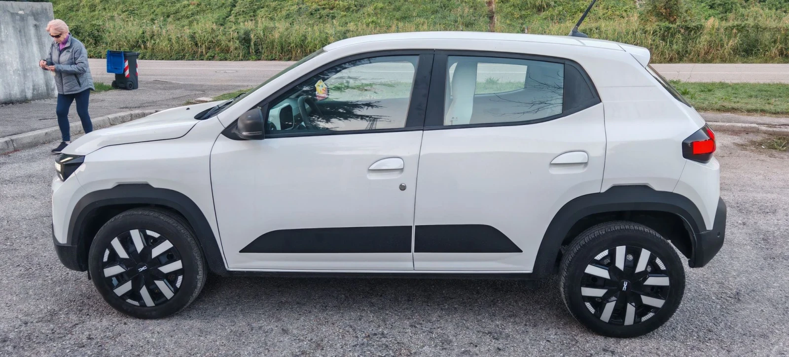 Dacia Spring ElectriC Nova, снимка 8 - Автомобили и джипове - 56301046