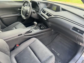 Lexus UX 250h 76000км. История!, снимка 10