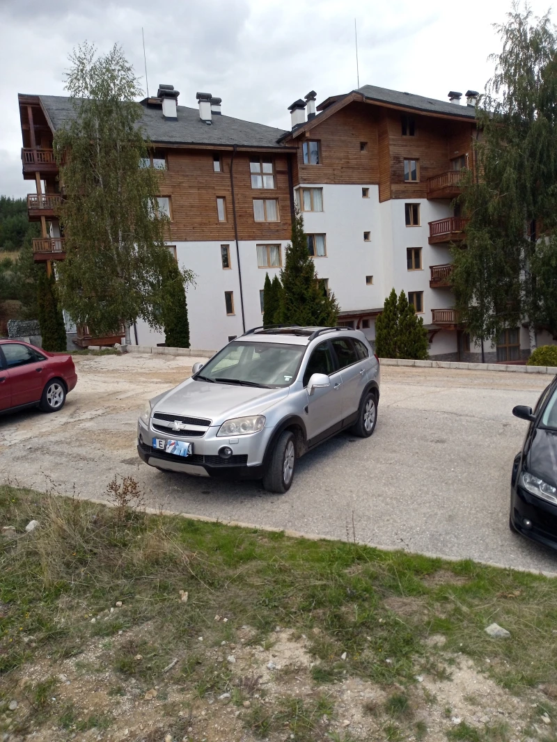 Chevrolet Captiva, снимка 7 - Автомобили и джипове - 47340253