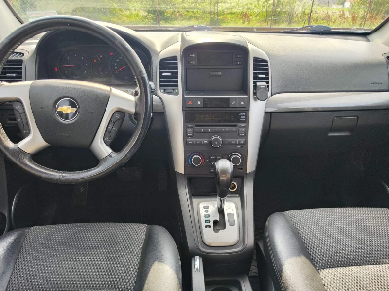 Chevrolet Captiva 2.0, снимка 10 - Автомобили и джипове - 50851475