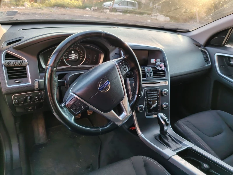Volvo XC60 2.0 d4 181k.s E6 b, снимка 6 - Автомобили и джипове - 52031524