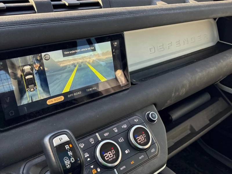 Land Rover Defender * SE * CARFAX * БЕЗ ПЪРВОНАЧАЛНА ВНОСКА, снимка 14 - Автомобили и джипове - 53231302